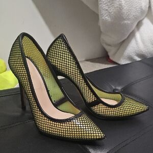 Aldo Black and Yellow Mesh Heels